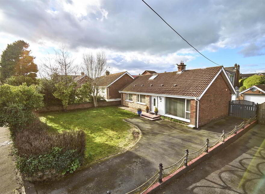 52 Seahill Road, Craigavad, Holywood, BT18 0DJ photo