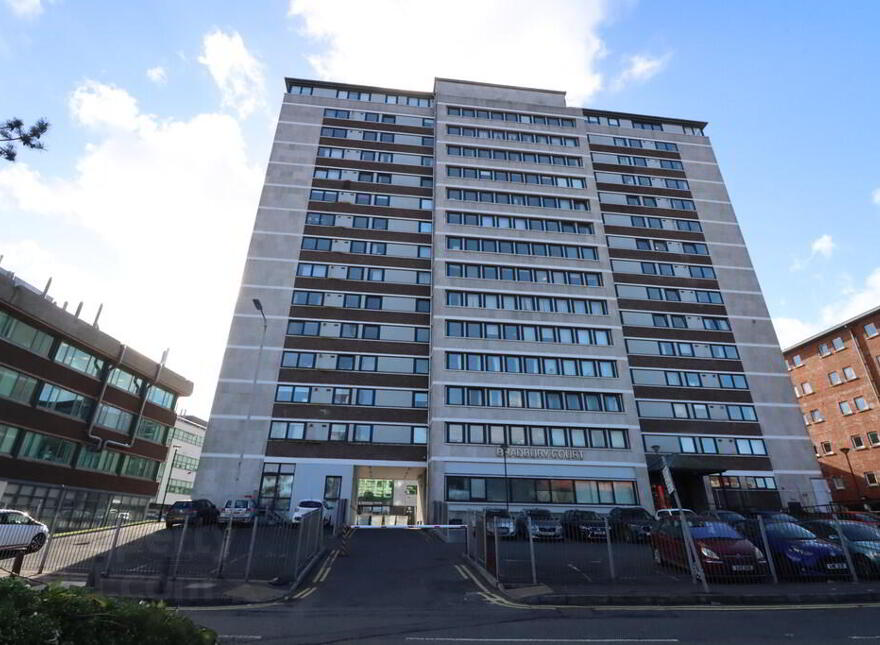 Apartment 802 Bradbury Court Building 10 Jubilee R, Belfast, BT9 7JL photo