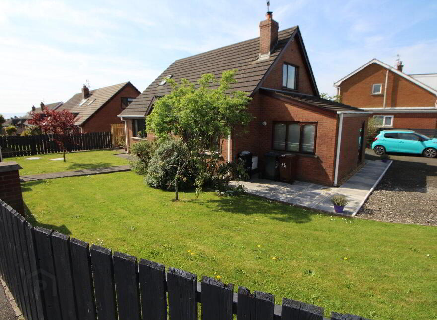 34 Trailcock Road, Carrickfergus, BT38 7NU