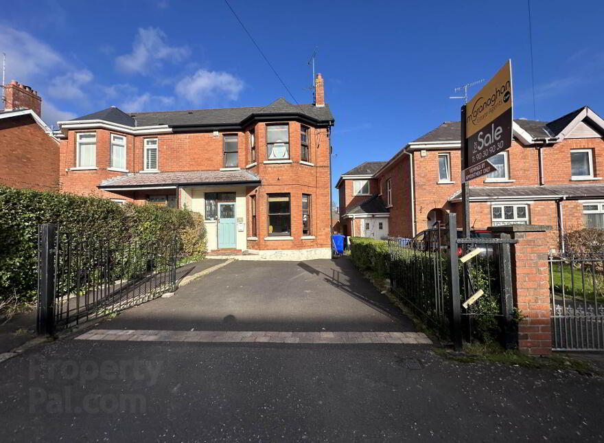 19 Norfolk Drive, Andersonstown, Belfast, BT11 8AE photo