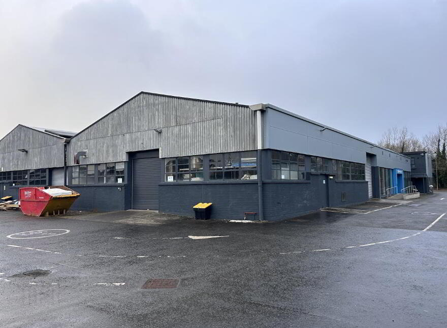 15 Ballinderry Road, Lisburn, BT28 2SA