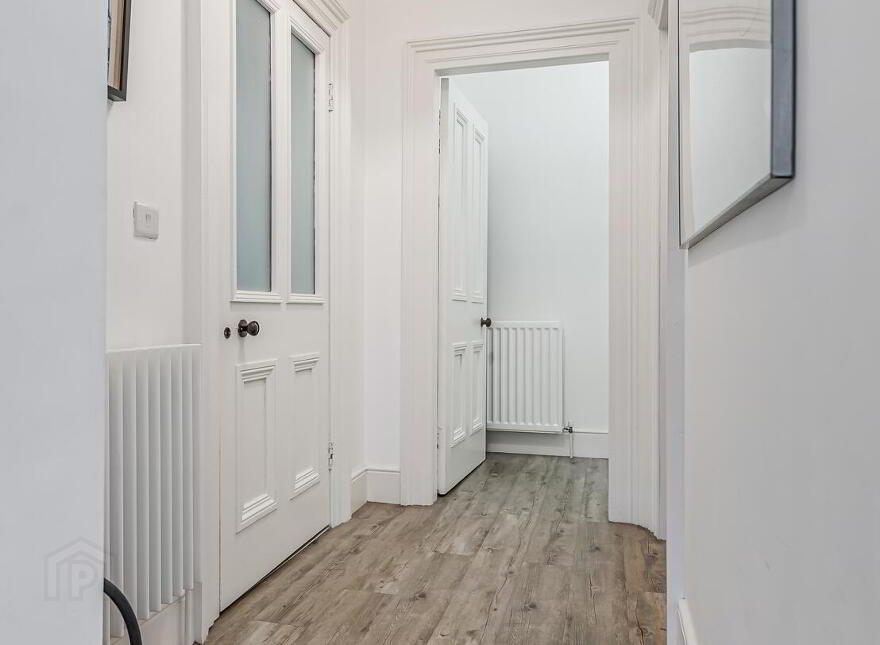 36 High Street, Donaghadee, BT21 0AQ