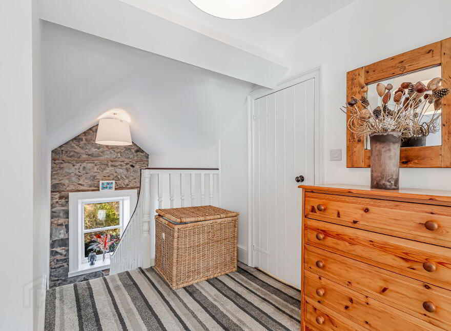 36 High Street, Donaghadee, BT21 0AQ