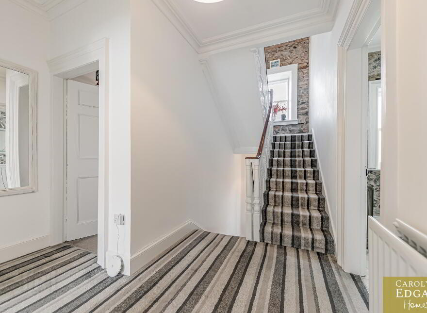 36 High Street, Donaghadee, BT21 0AQ