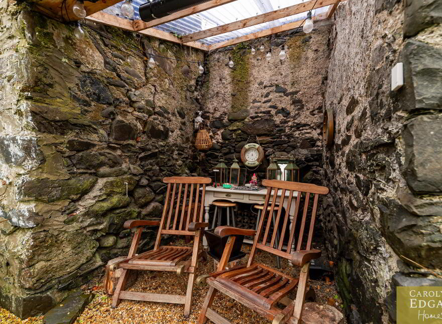 36 High Street, Donaghadee, BT21 0AQ