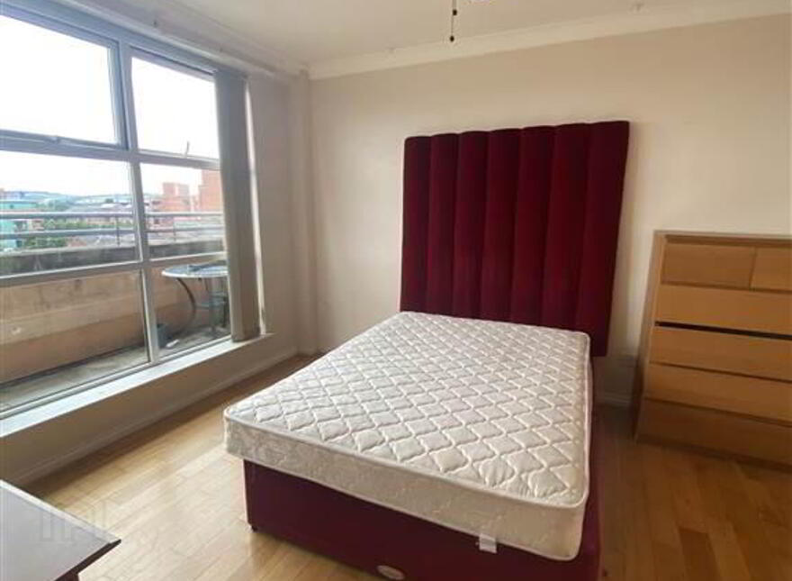 114 Bass Building, Belfast, BT2 8EA