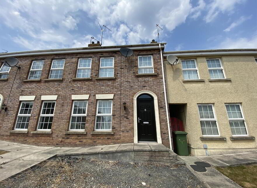 93 Summerhill Brae, Banbridge, BT32 3LS photo