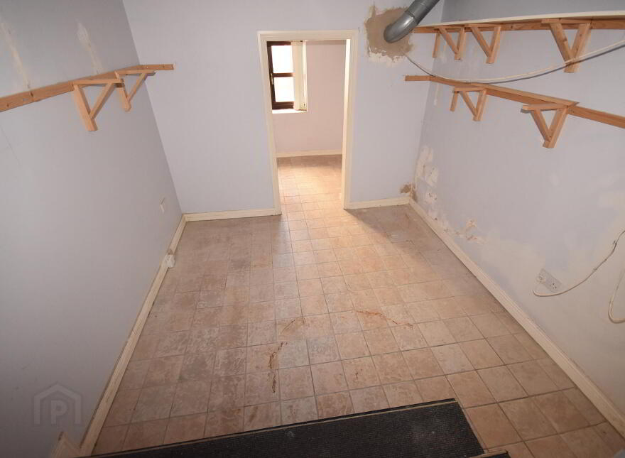 Saint Anne's Court, High Road, Letterkenny