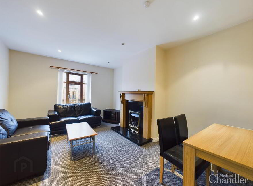 89 The Cloisters, Belfast, BT7 1GQ