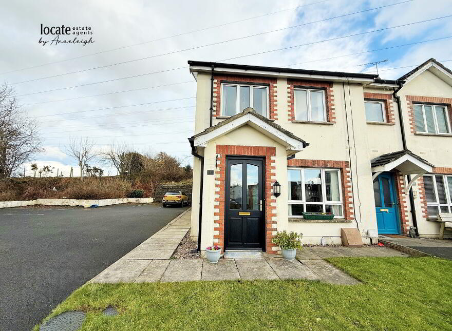 48 The Old Fort, Strathfoyle, Waterside, Derry, BT47 6SU photo