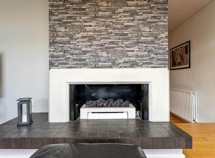 16 Londonderry Gardens, Comber, Newtownards, BT23 5EZ