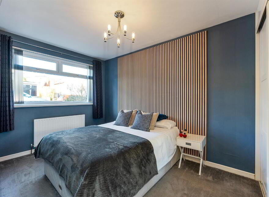 16 Londonderry Gardens, Comber, Newtownards, BT23 5EZ