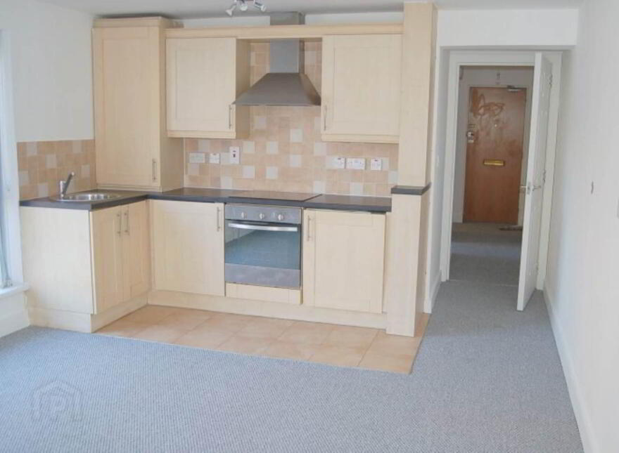1 Bloomfield Place, 1a Ravenscroft Street, Belfast, BT5 5BE