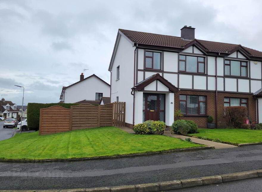 16 Sanda Drive, Larne, BT40 2HE photo