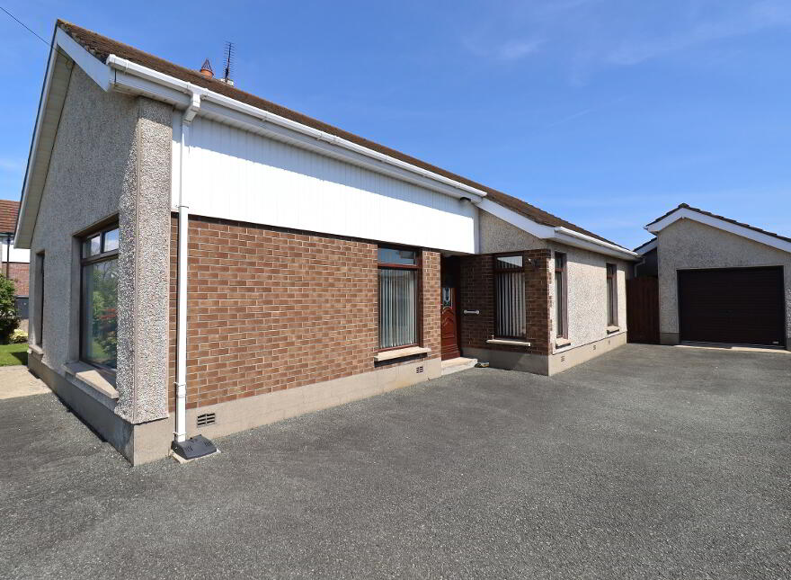 30 Carrigenagh Road, Kilkeel, BT34 4NE