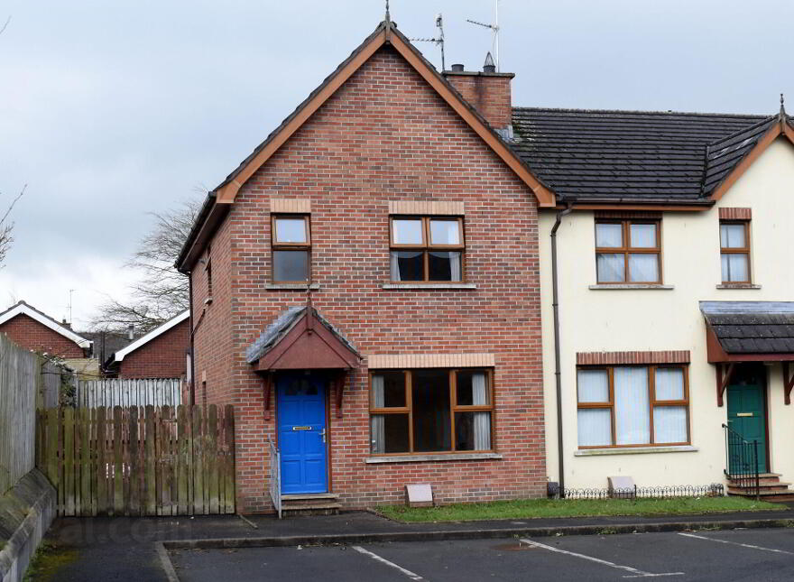 16 School House Mews, Dollingstown, BT66 7TU photo