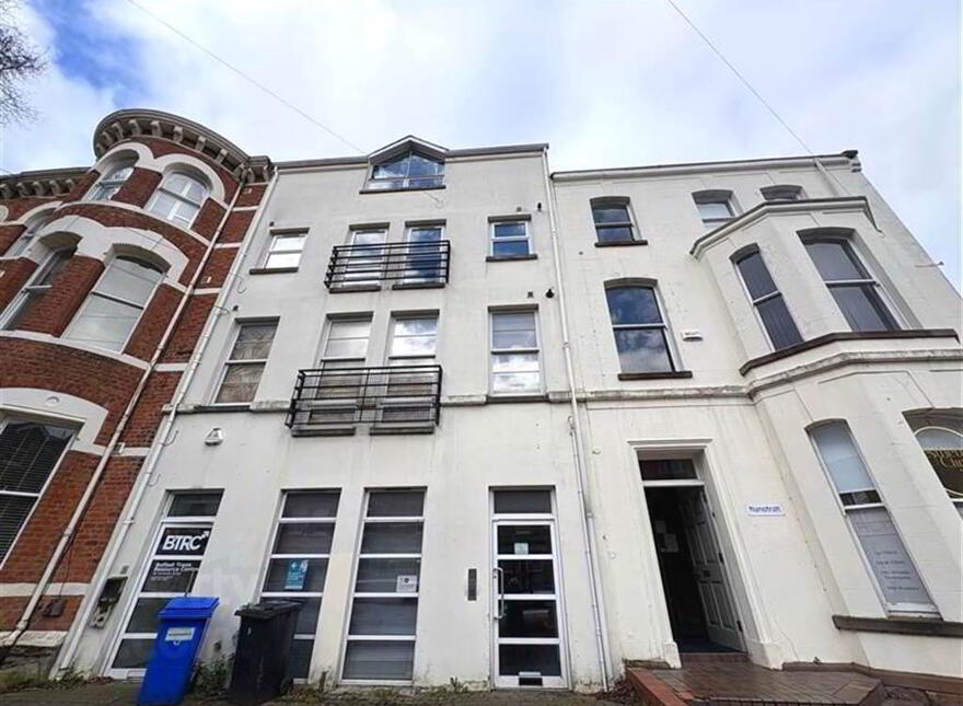 Apt 2, 98 University Street, Belfast, BT7 1HE photo