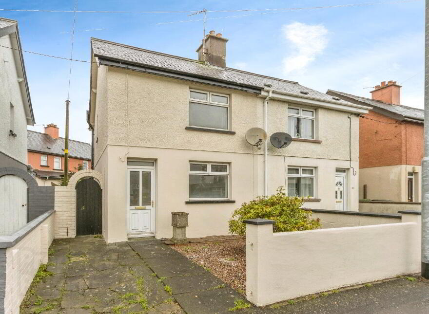 26 Clandeboye Road, Bangor, BT20 3LA photo