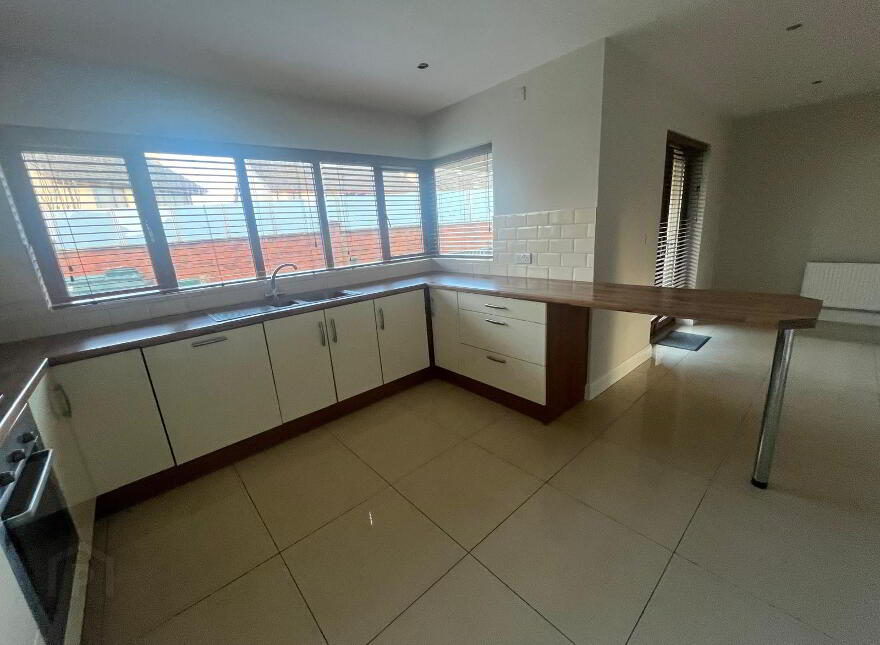 2 Orandale, Strabane, BT82 9TP