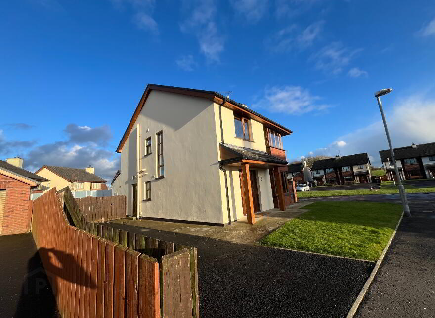 2 Orandale, Strabane, BT82 9TP