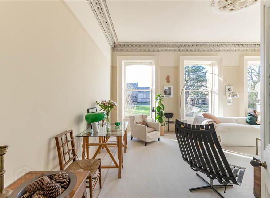 17 College Gardens, Off Malone Road, Belfast, BT9 6BQ