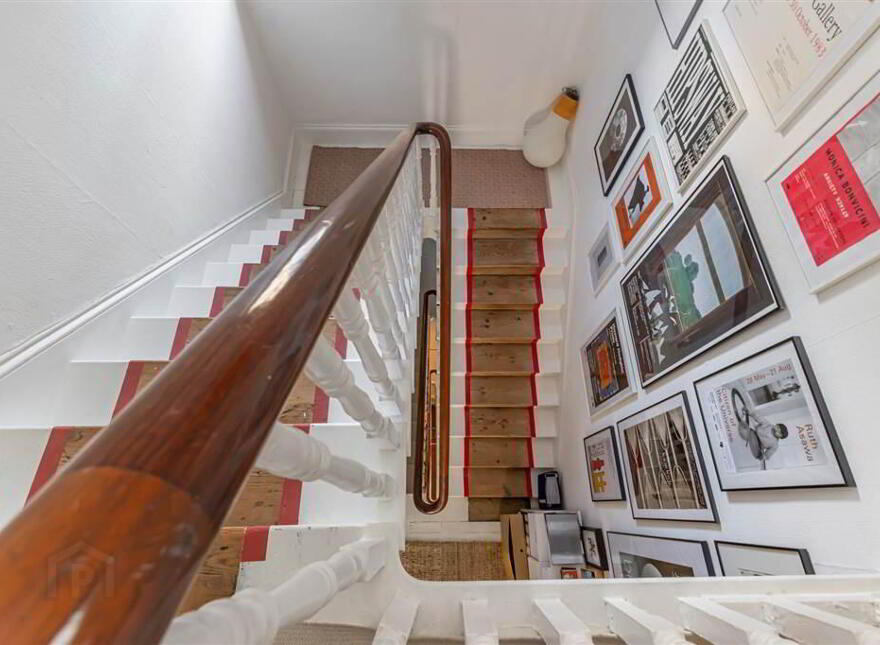 17 College Gardens, Off Malone Road, Belfast, BT9 6BQ