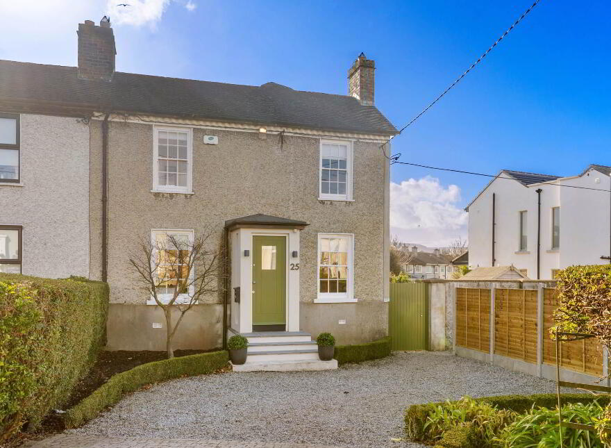 25 St Fintan's Villas, Off The Deansgrange Road, Blackrock, Dublin, A94YA97 photo