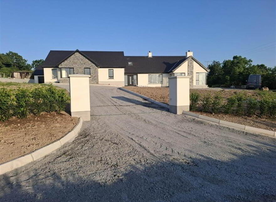 Land, Between 50a & 52, Garvaghy Road, Banbridge, BT32 3SZ photo