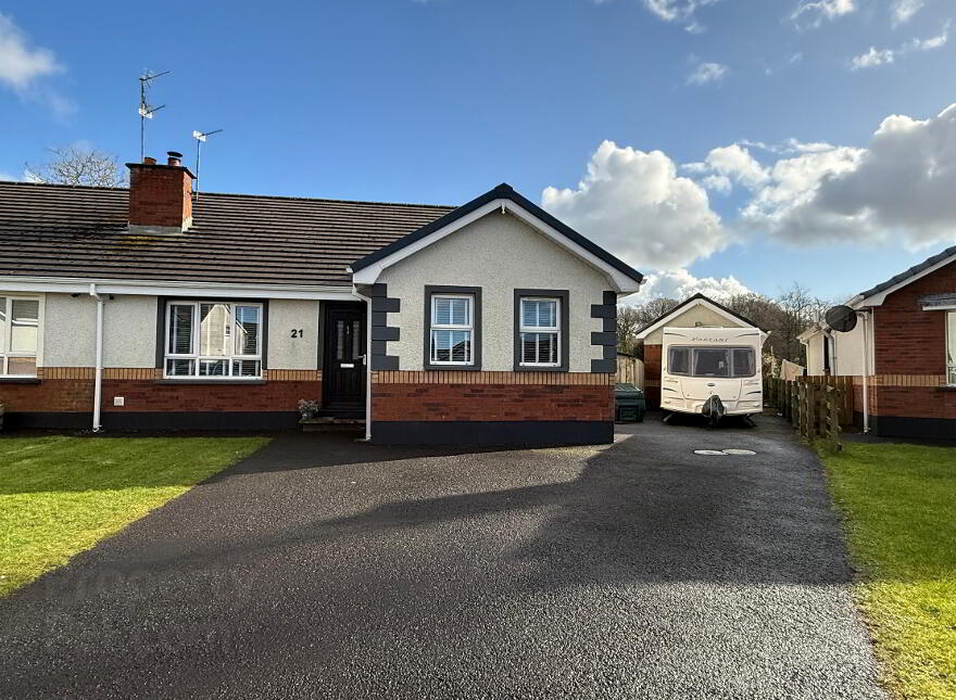 21 Knockbracken Park, Coleraine, BT52 1WP photo