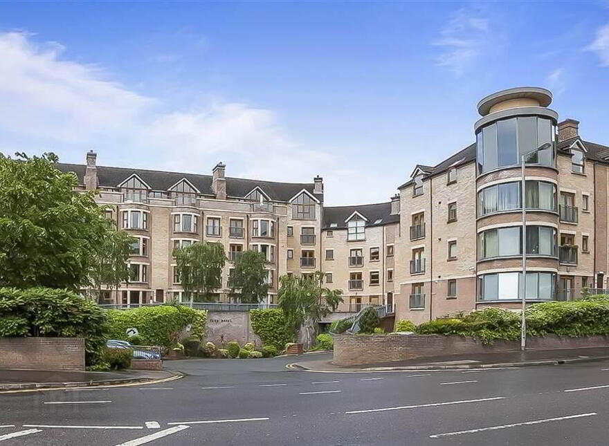 20 Park Royal, Balmoral, Belfast, BT9 7GY
