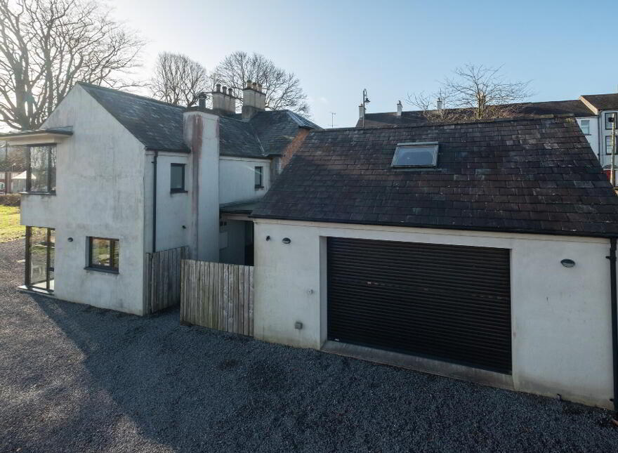 Willoughby Lodge, 5 Willoughby Place, Enniskillen, BT74 7EX