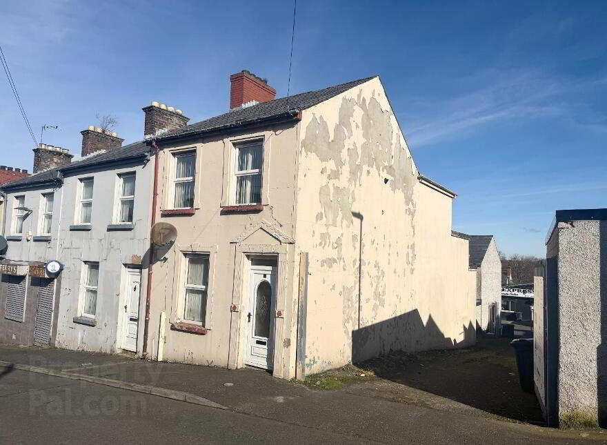 1 Glenview Avenue, Rosemount, Derry / Londonderry, BT48 0DX photo