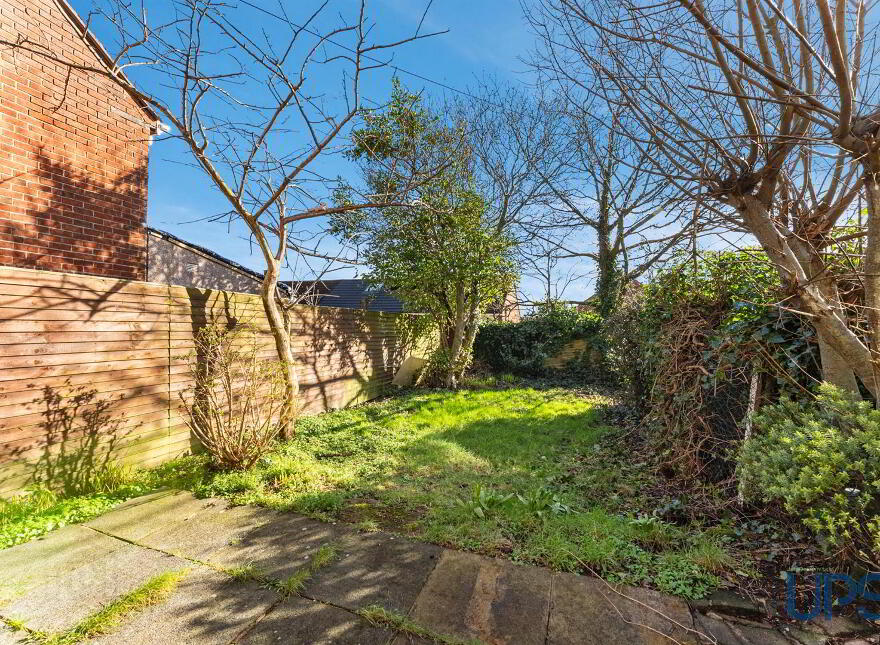 10 Monagh Road, Belfast, BT11 8EF