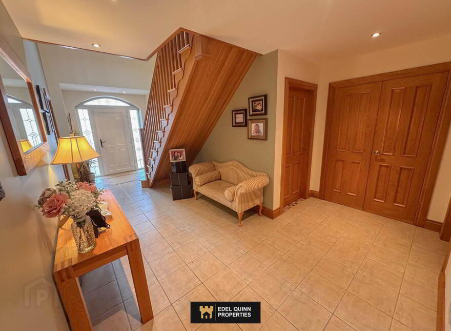13 Roseville Heights, Killybegs, F94VX09