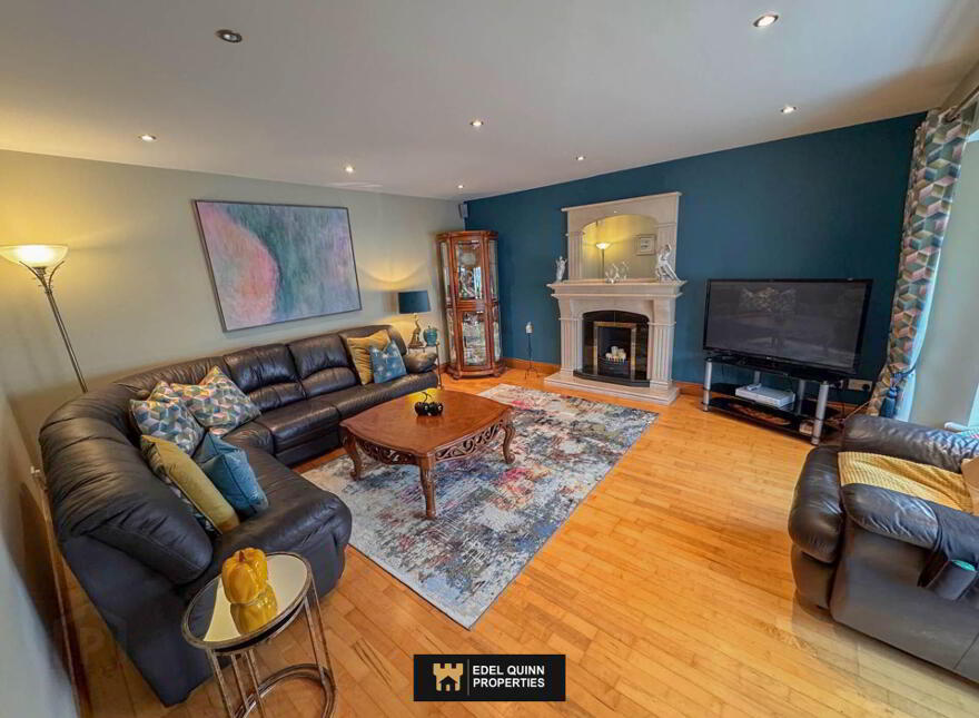 13 Roseville Heights, Killybegs, F94VX09