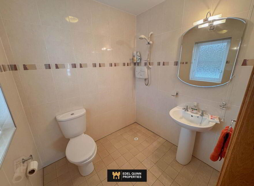 13 Roseville Heights, Killybegs, F94VX09