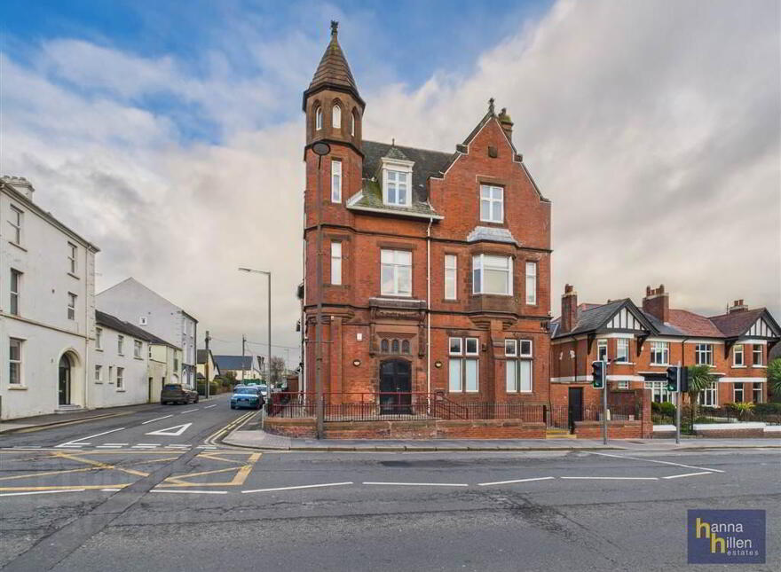 1 The Old Bank Building, 1 Great Georges Street, Warrenpoint, BT34 3HS photo