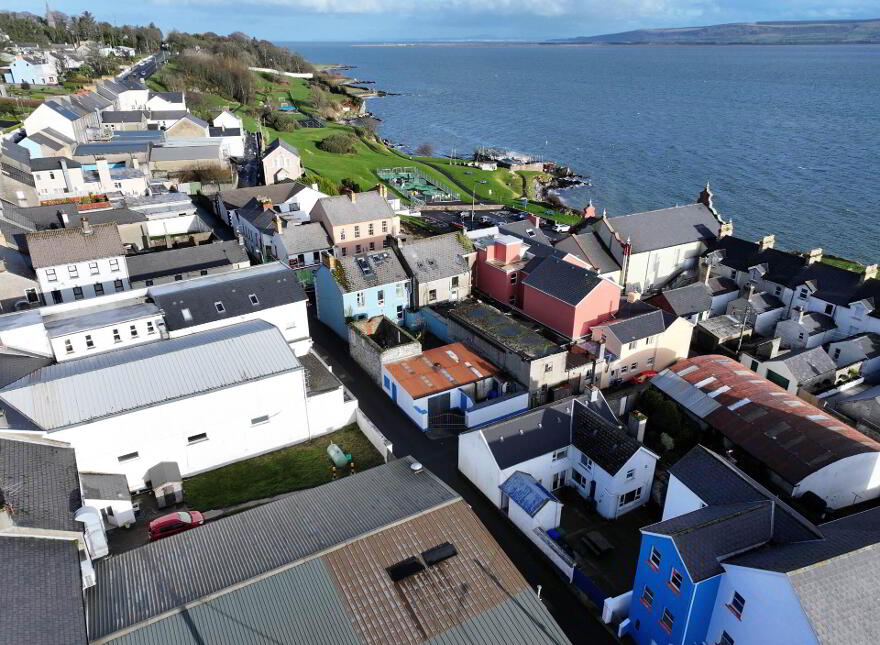 Mews Lane, Off James Street, Moville, F93Y2F5