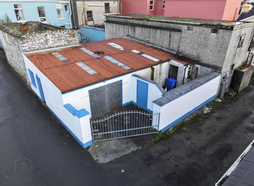 Mews Lane, Off James Street, Moville, F93Y2F5