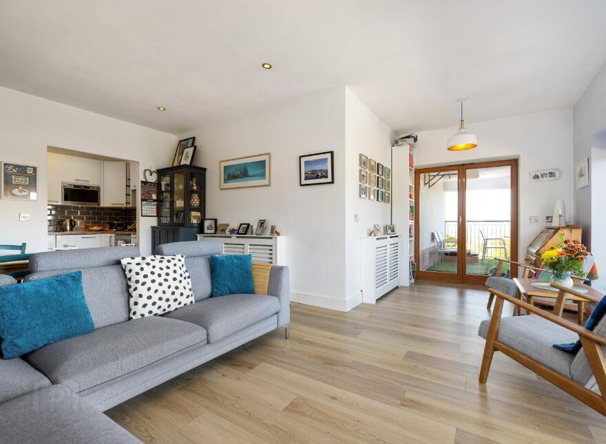 36 Kingston Hall, Harold's Grange Road, Sandyford, Dublin, D18CR74