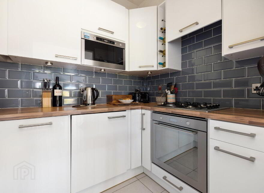 36 Kingston Hall, Harold's Grange Road, Sandyford, Dublin, D18CR74