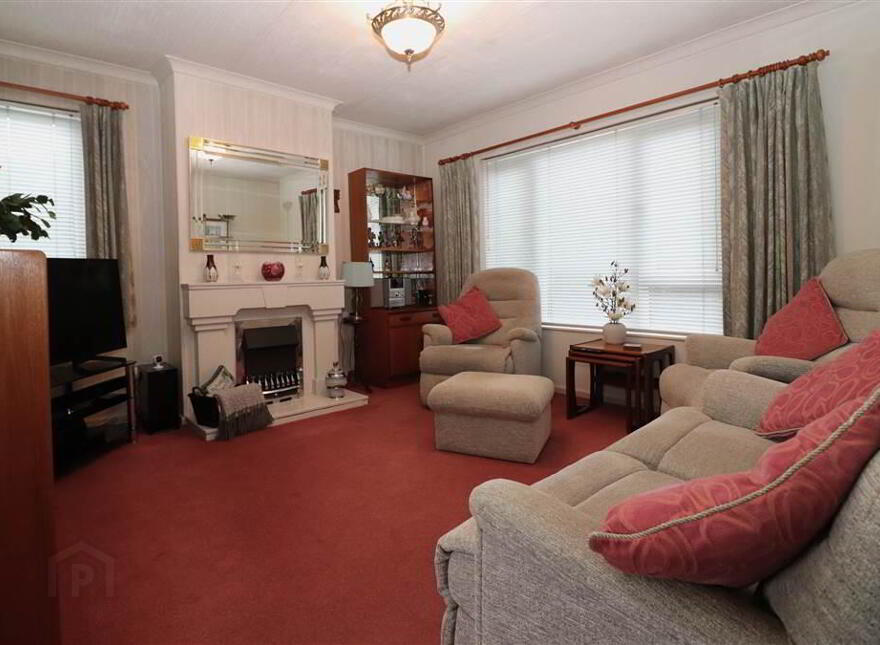 25 Alexander Avenue, Ballynahinch Road, Lisburn, BT27 5HT