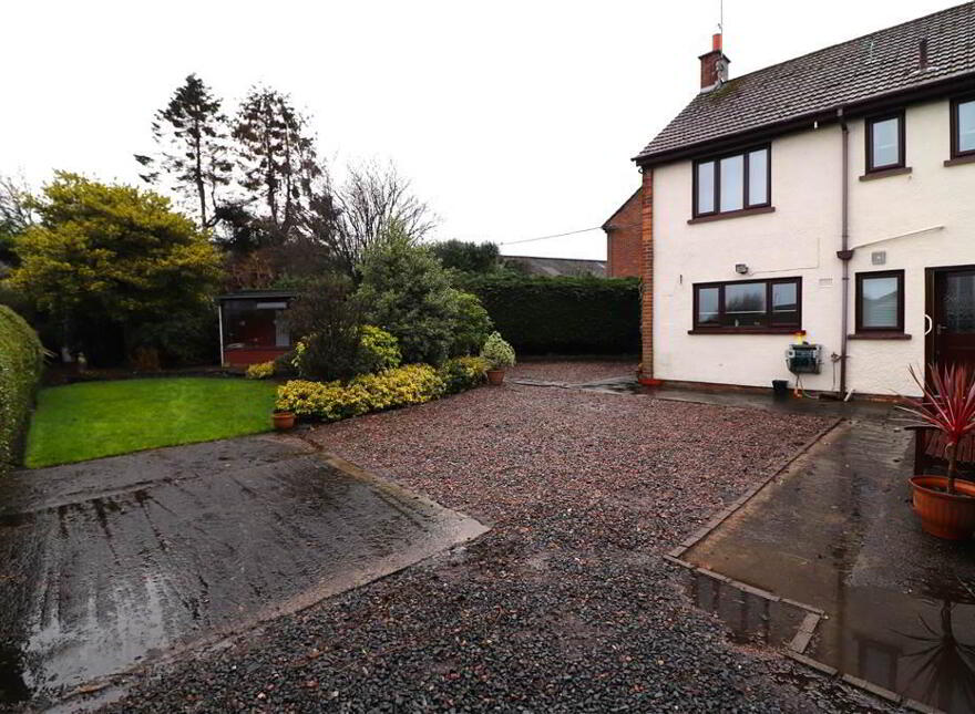 25 Alexander Avenue, Ballynahinch Road, Lisburn, BT27 5HT