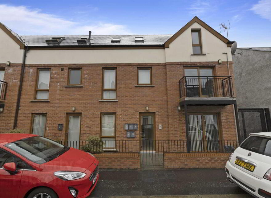 Apt 5, 12 Belmont Avenue West, Belfast, BT4 3DG photo