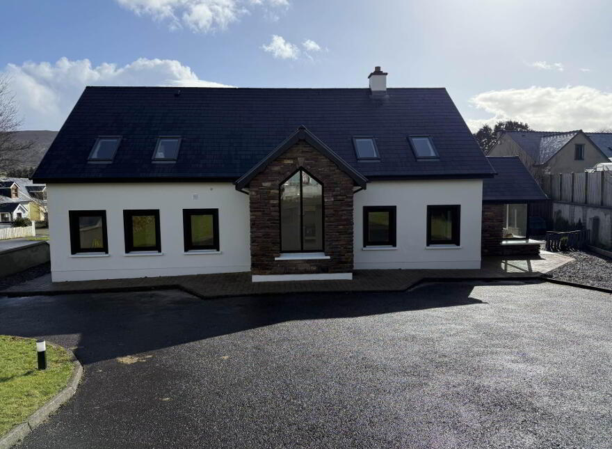 No. 11 Gurteen, Annascaul