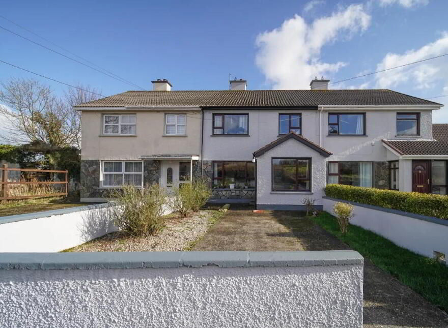 Middle House, Oldtown Road, Letterkenny, F92DV5W photo