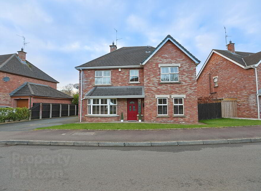 3 Woodville Elms, Lurgan, Craigavon, BT66 6SX photo