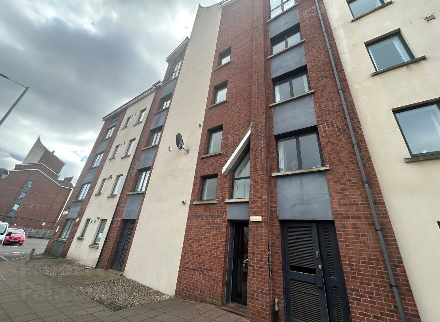 Apt 2 Pottinger's Quay, 25 Short Strand, Belfast, BT5 4AS photo