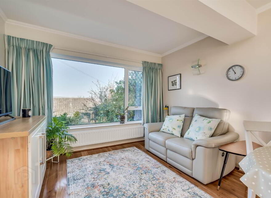 23 Lancedean Road, Belfast, BT6 9QP