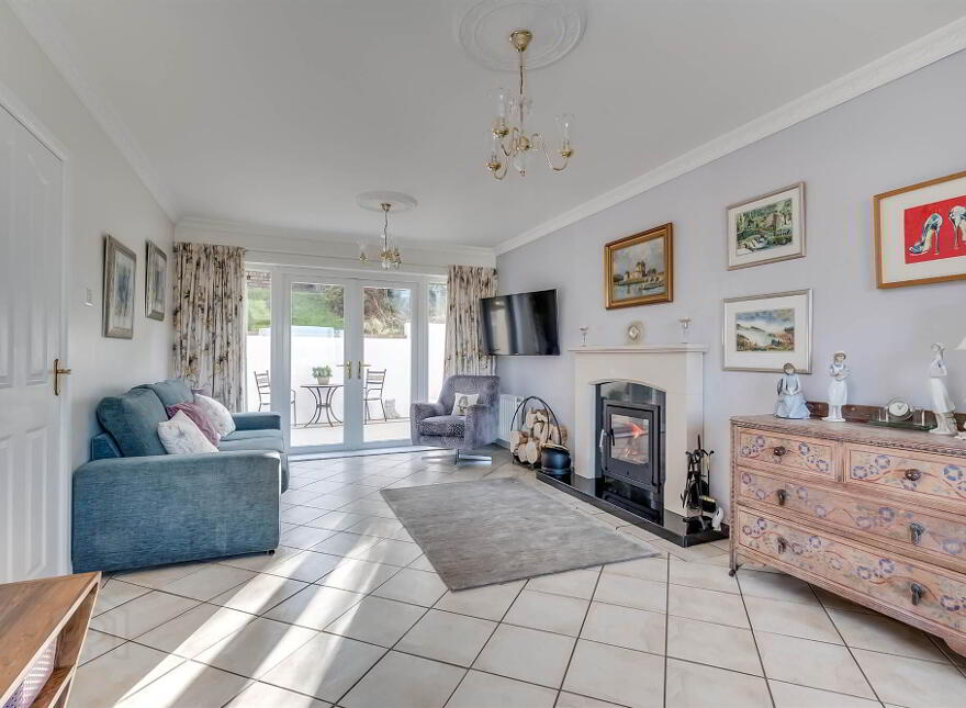 23 Lancedean Road, Belfast, BT6 9QP